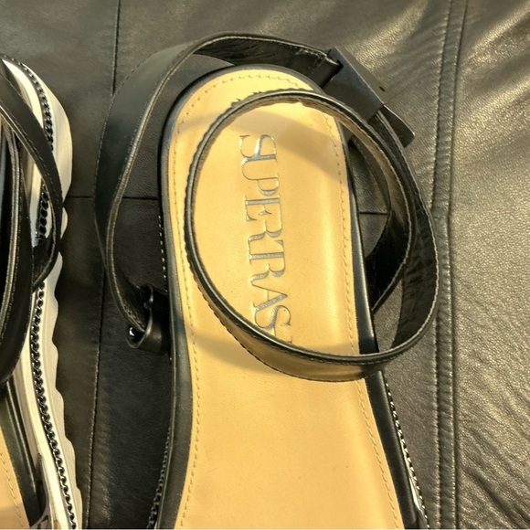 SUPERTRASH Logo Strap Comfort Style Black and Tan Women's Sandals size 9 - Picture 3 of 7
